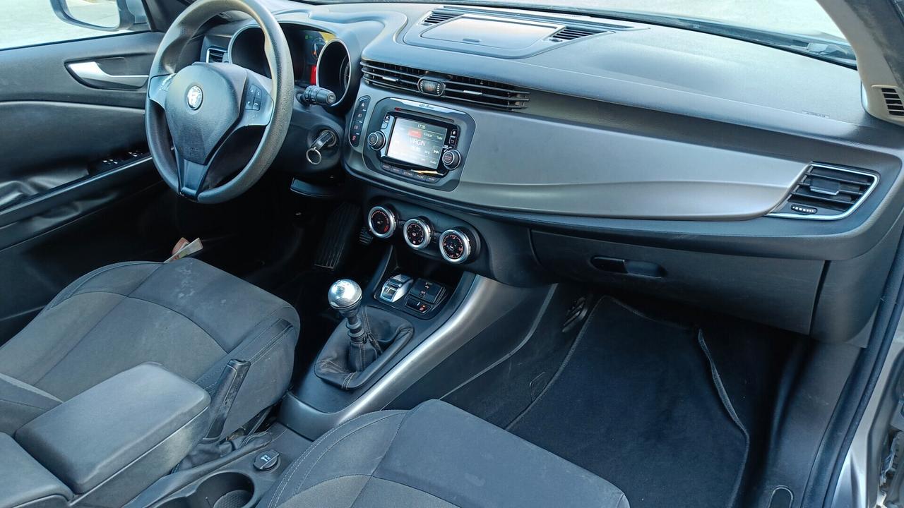 Alfa Romeo Giulietta 1.6 JTDm-2 105 CV Distinctive