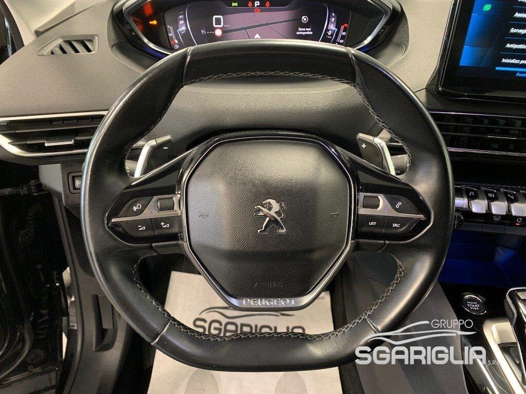 Peugeot 3008 EAT8 Allure Pack Automatico 1.5 BlueHDi