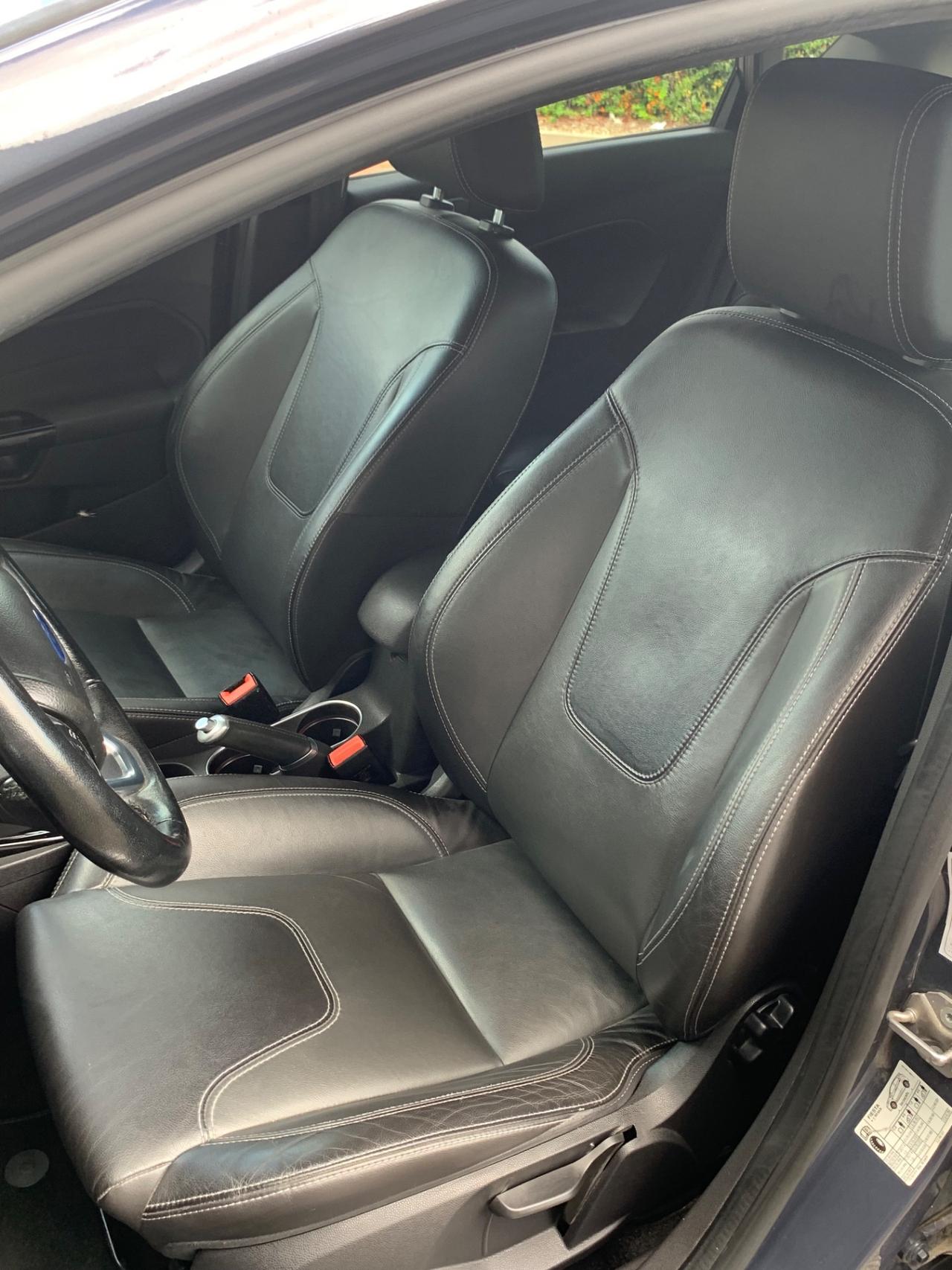 Ford Fiesta 1.4 5p. Bz.- GPL Titanium