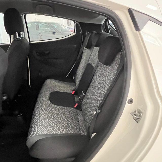 LANCIA Ypsilon 1.0 FireFly 5 porte S&S Hybrid Ecochic Silver