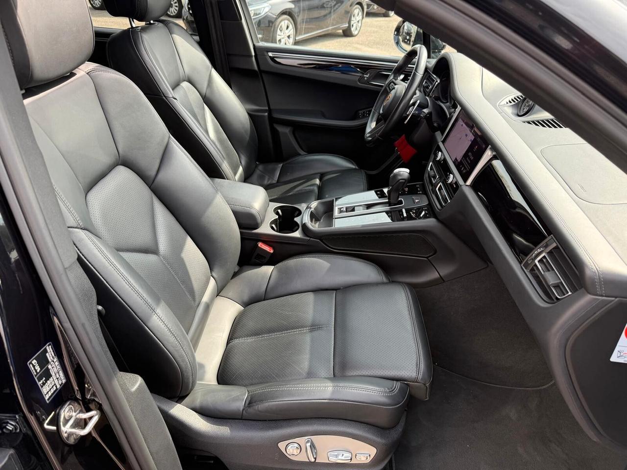 Porsche Macan 2.0 T IMPECCABILE STRAFULL/"21/TETTO/SPORT CHRONO POCHI KM AFFARE