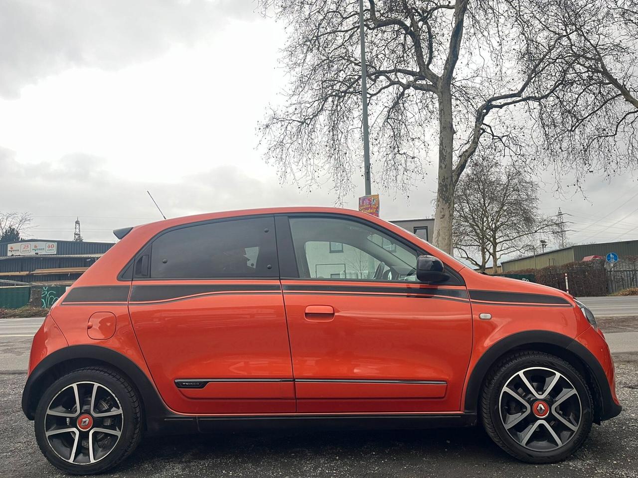 Renault Twingo TCe 90 CV EDC Intens