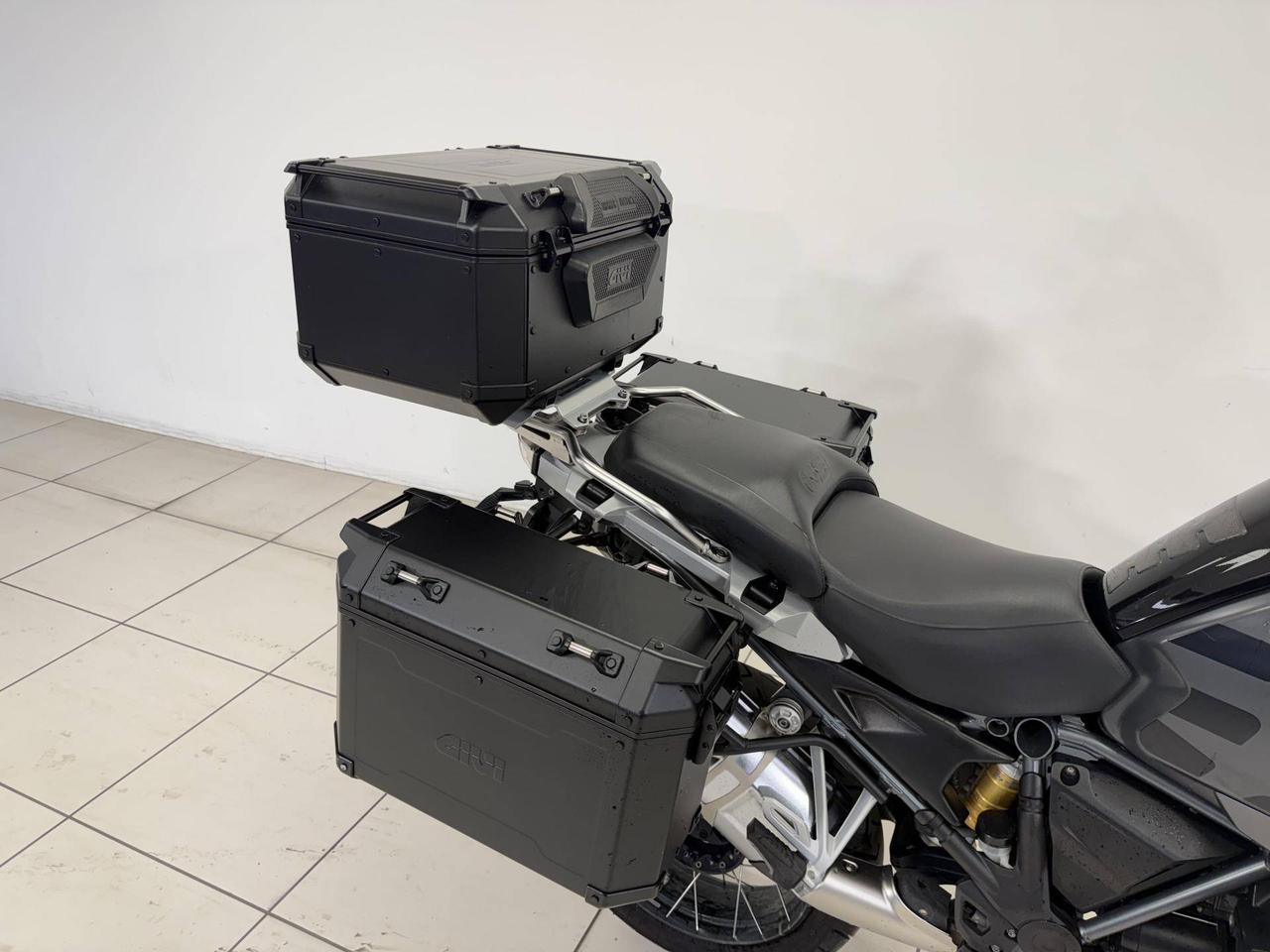 BMW R 1200 GS Adventure Triple Black