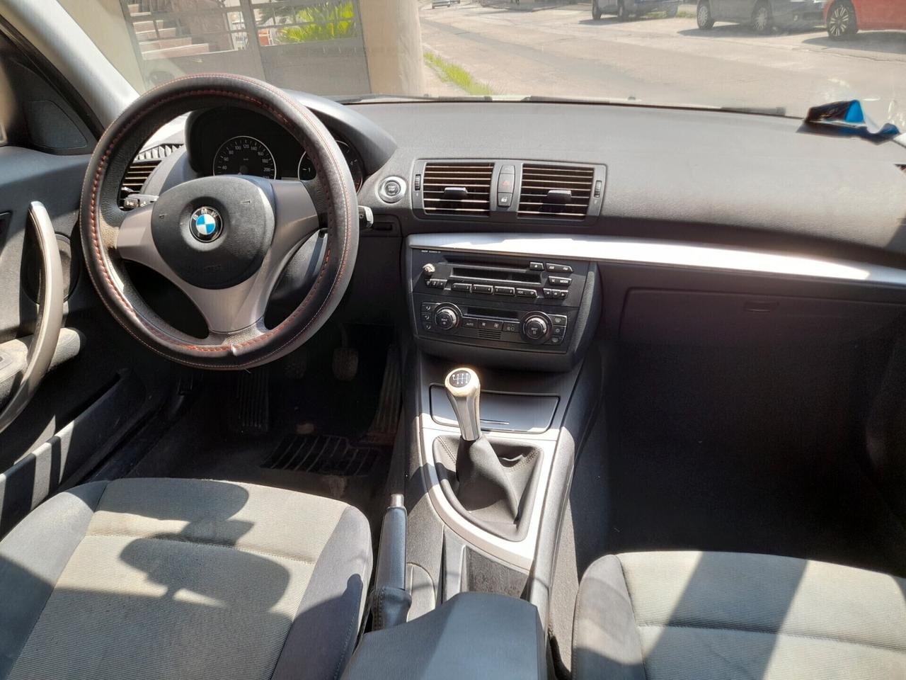 Bmw 118 118d cat 5 porte Futura