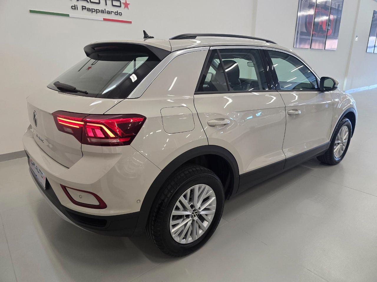 Volkswagen T-Roc 1.0 tsi Life 110cv