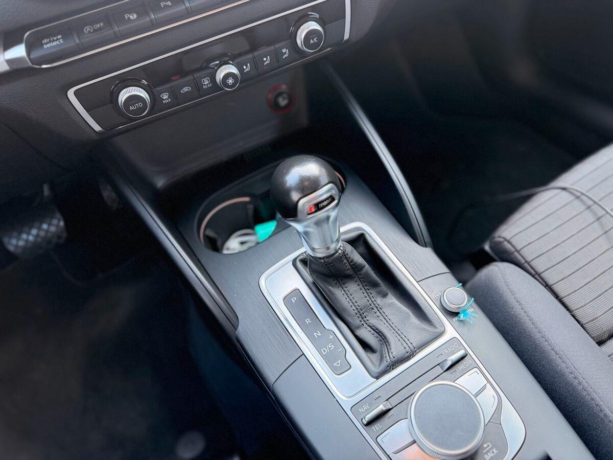 Audi A3 2.0 tdi Ambition 150cv s-tronic E6