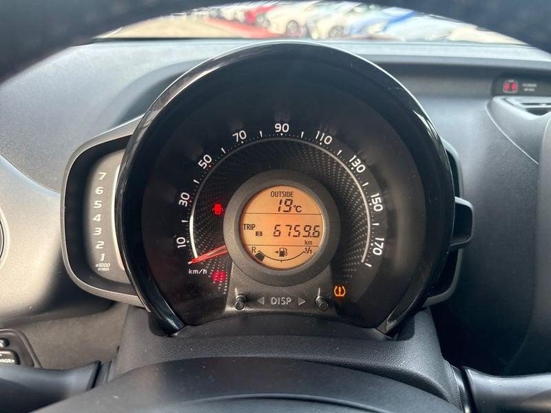 Toyota Aygo Aygo 5p 1.0 x-fun 72cv