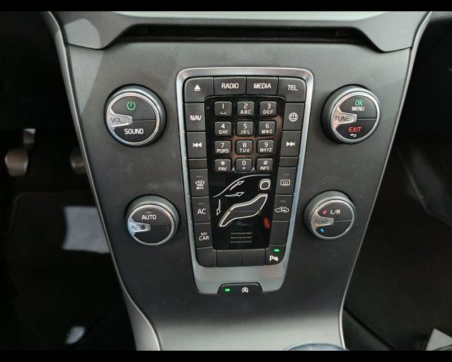 VOLVO V40 D2 Kinetic