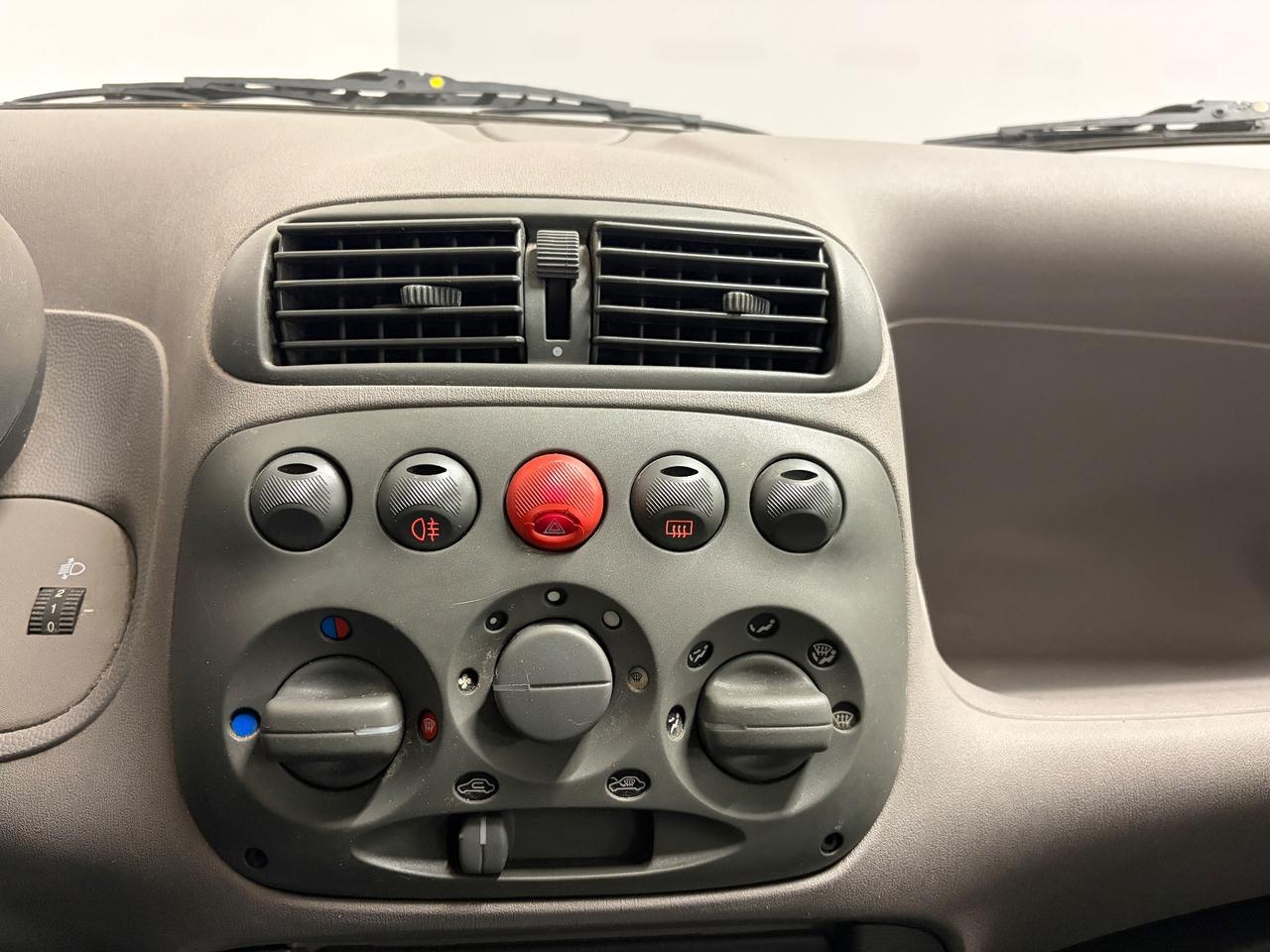 Fiat 600 1.1 Active km 39.000 come nuova !