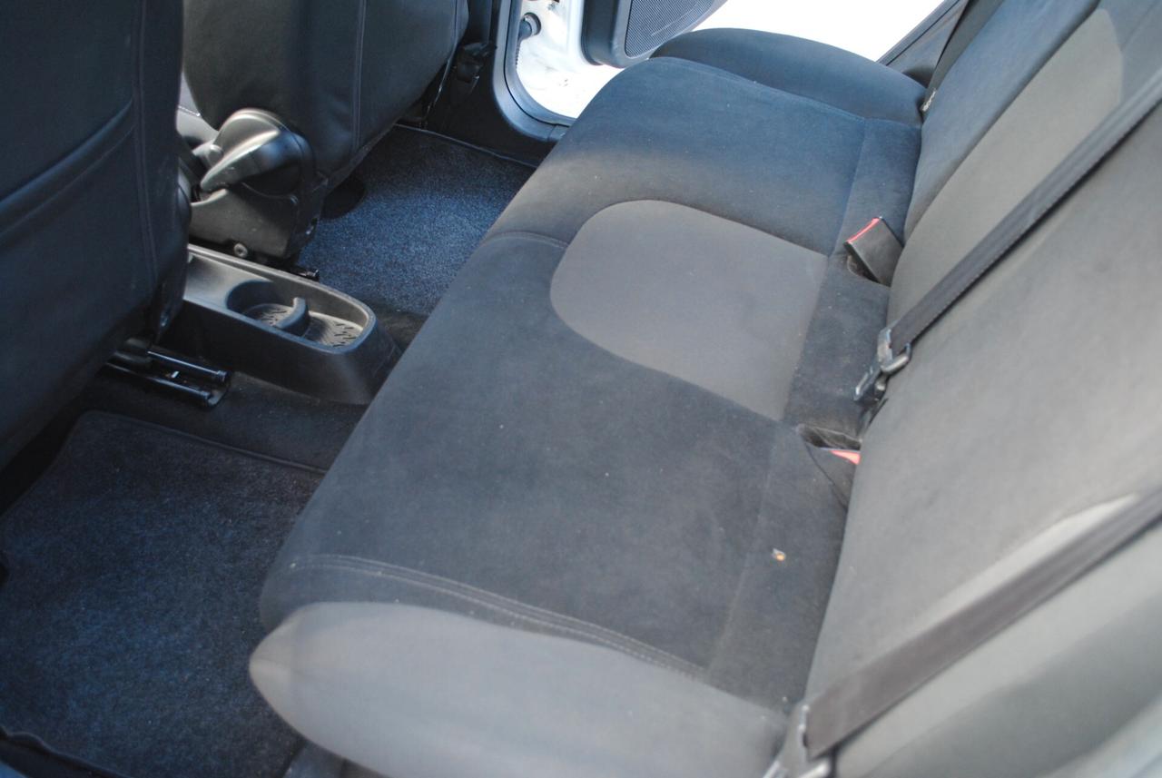 LANCIA YPSILON 1.3 MJT 95 CV OK NEOPATENTATI