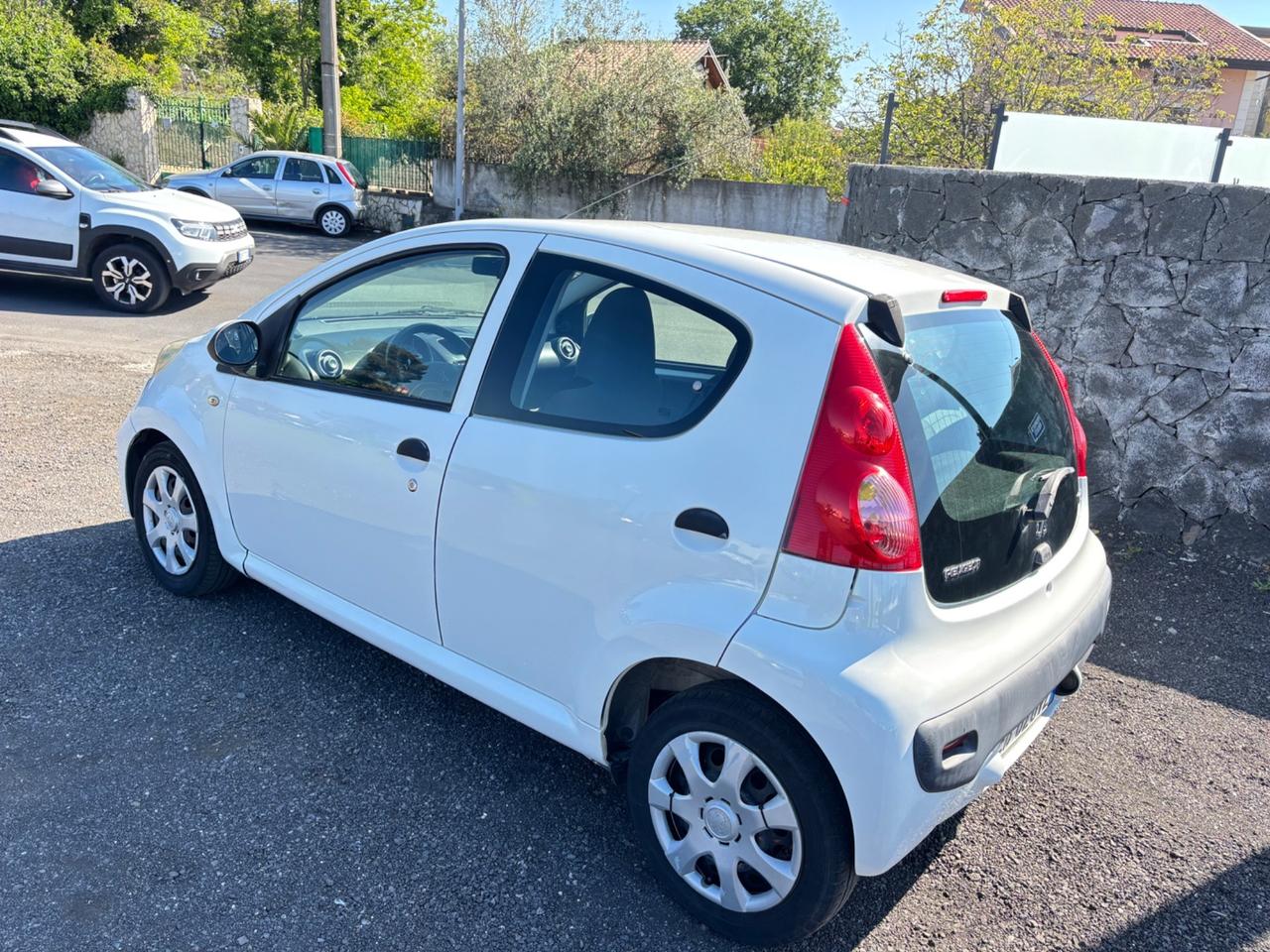 Peugeot 107 1.0 68CV 5p. Plaisir