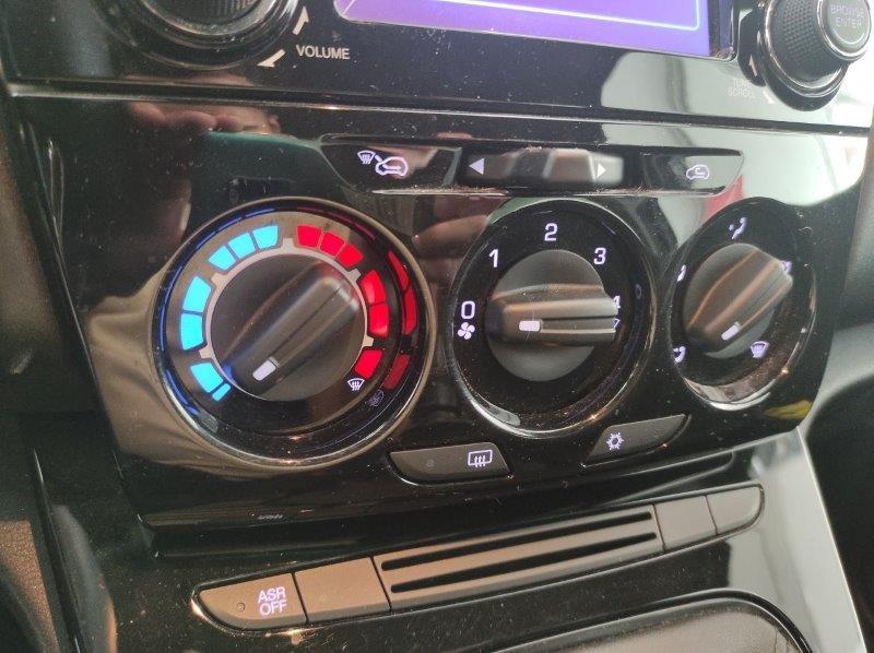 LANCIA Ypsilon 3ª serie - Ypsilon 1.0 FireFly 5 porte S&S Hybrid Ecochic Gold