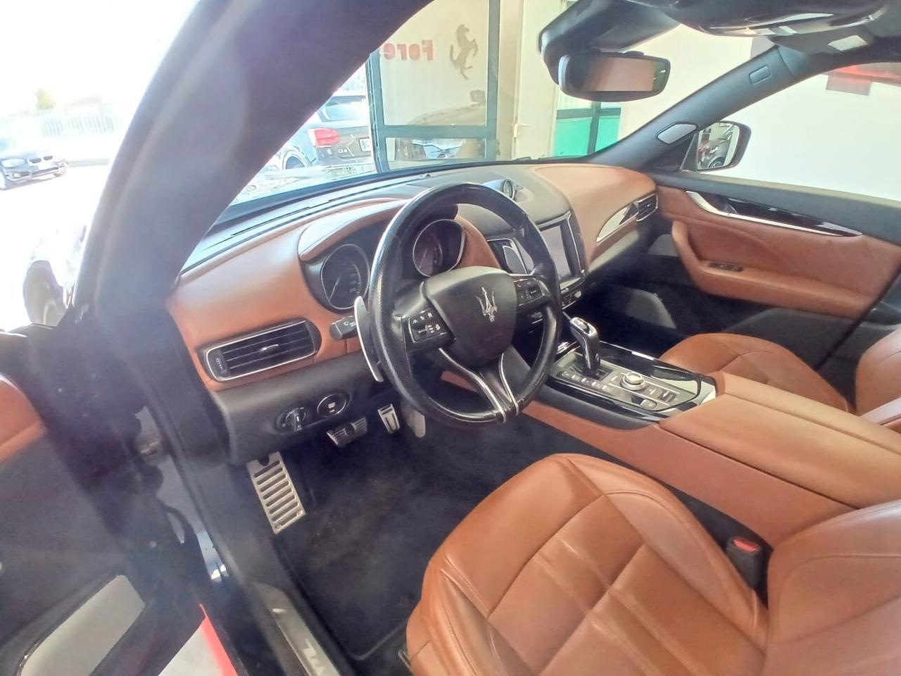 Maserati Levante V6 Diesel 275 CV AWD Gransport