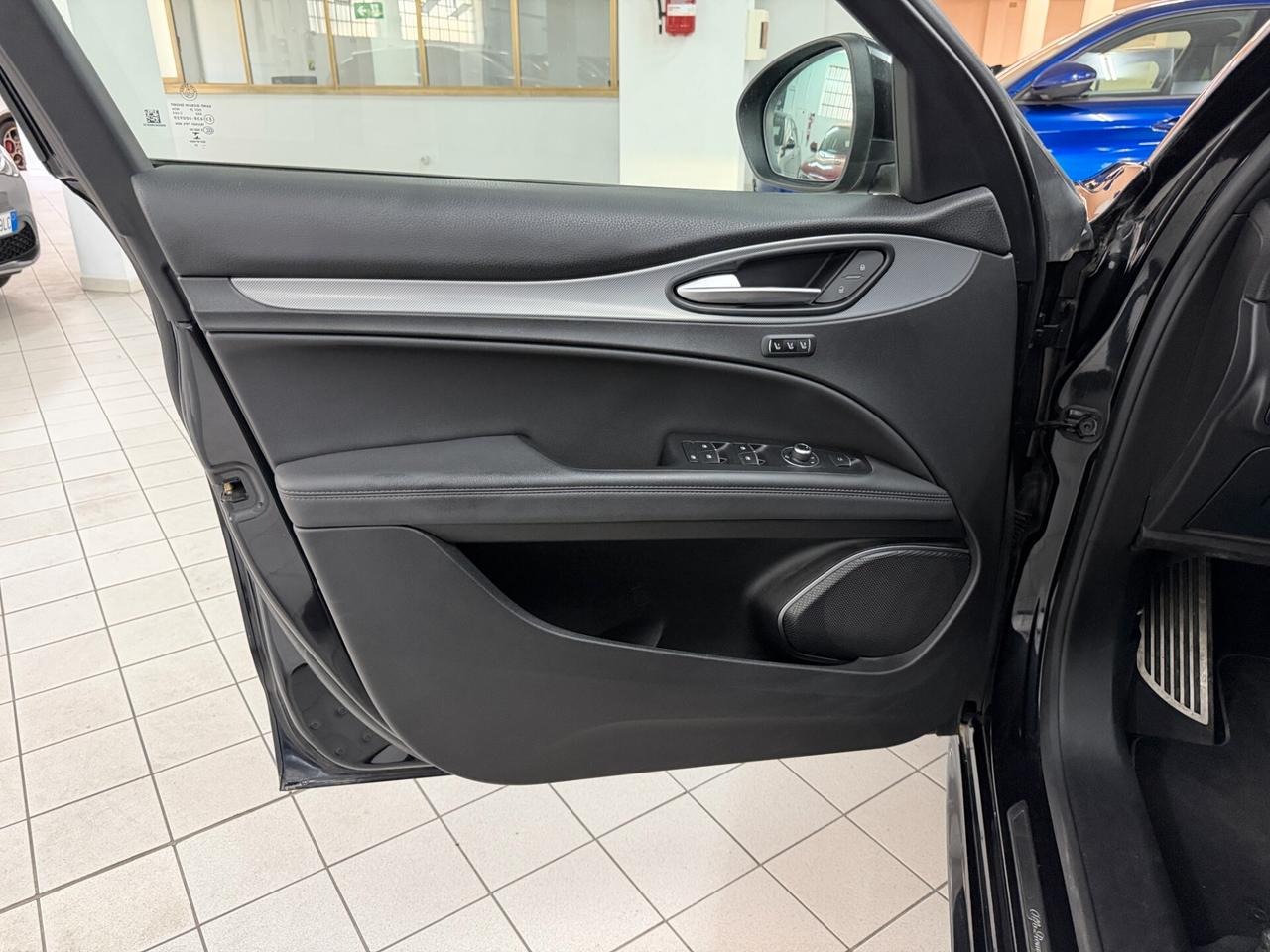 Alfa Romeo Stelvio 2.2 TD 210 CV VELOCE AT8 Q4 KIT DISTRIBUZIONE ESEGUITO UNICO PROPRIETARIO