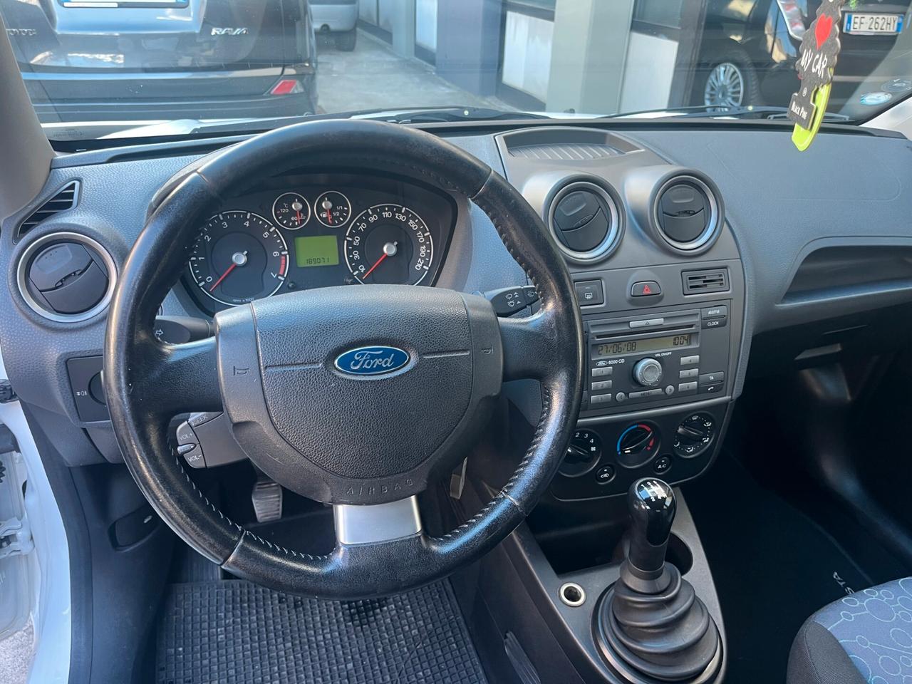 Ford Fiesta 1.2 16V 5p. Ghia