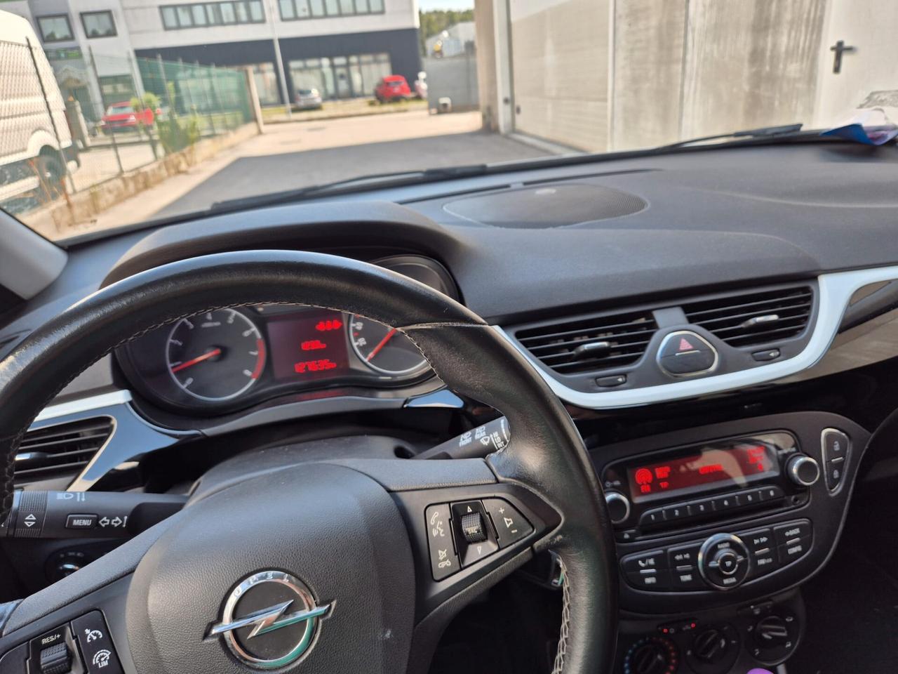 Opel Corsa 1.4 90CV 5 porte Black Edition