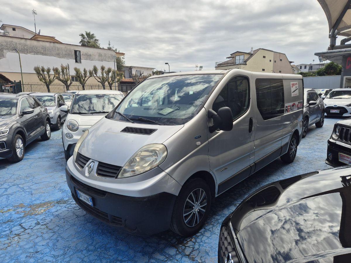 RENAULT - Trafic 2.0 diesel 6 posti
