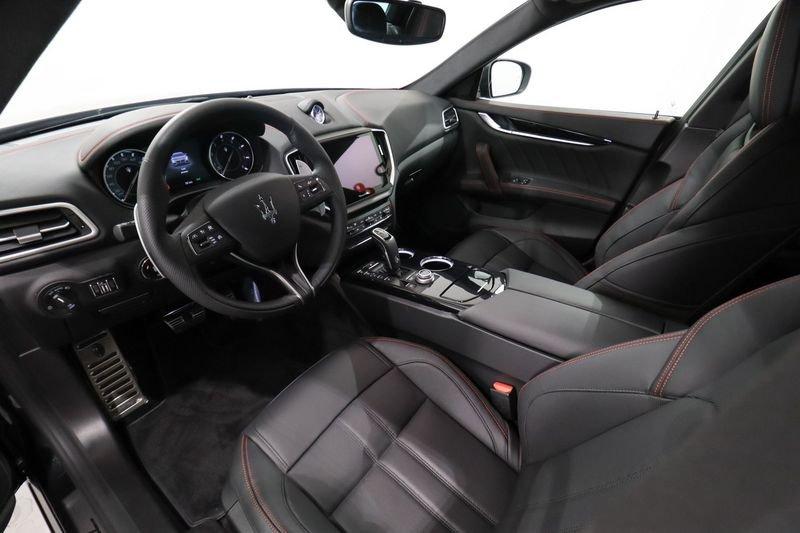 Maserati Ghibli Modena Ultima SQ4 430 CV