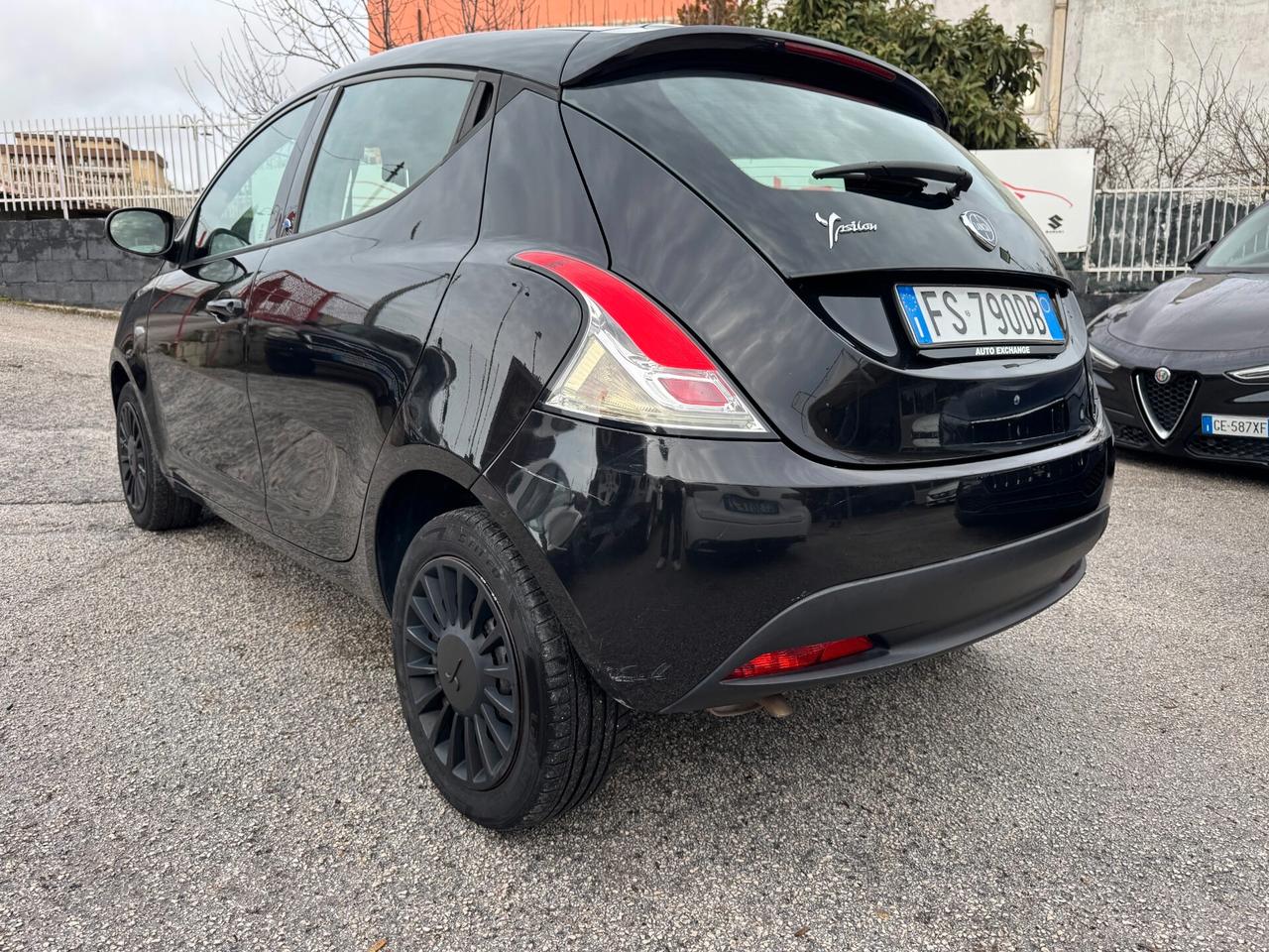 Lancia Ypsilon 1.2 69 CV 5 porte Platinum