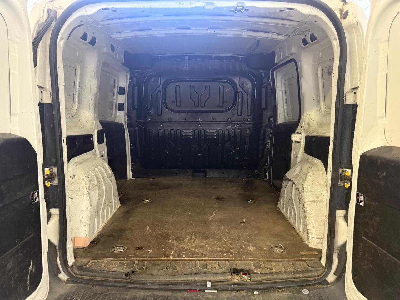 Fiat Doblo 1.4 T-Jet 16V Natural Power Dynamic
