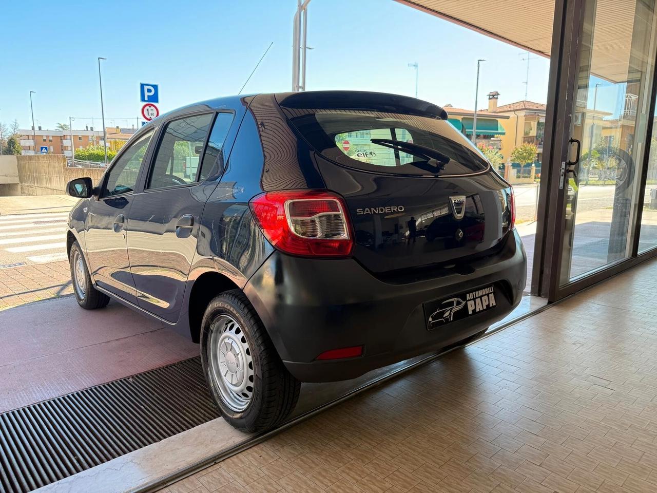 Dacia Sandero 1.2 75CV