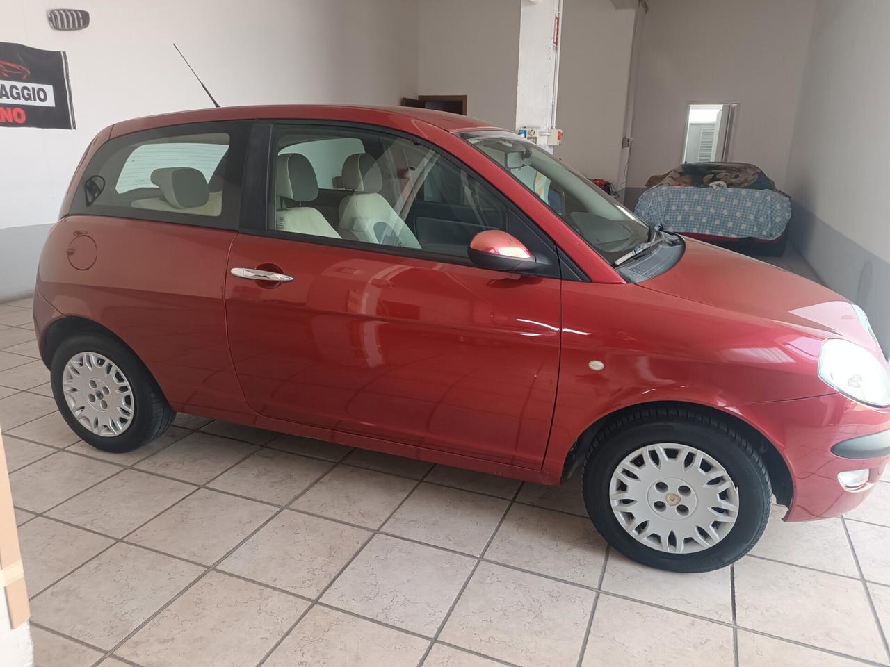 Lancia Ypsilon 1.3 diesel automatica