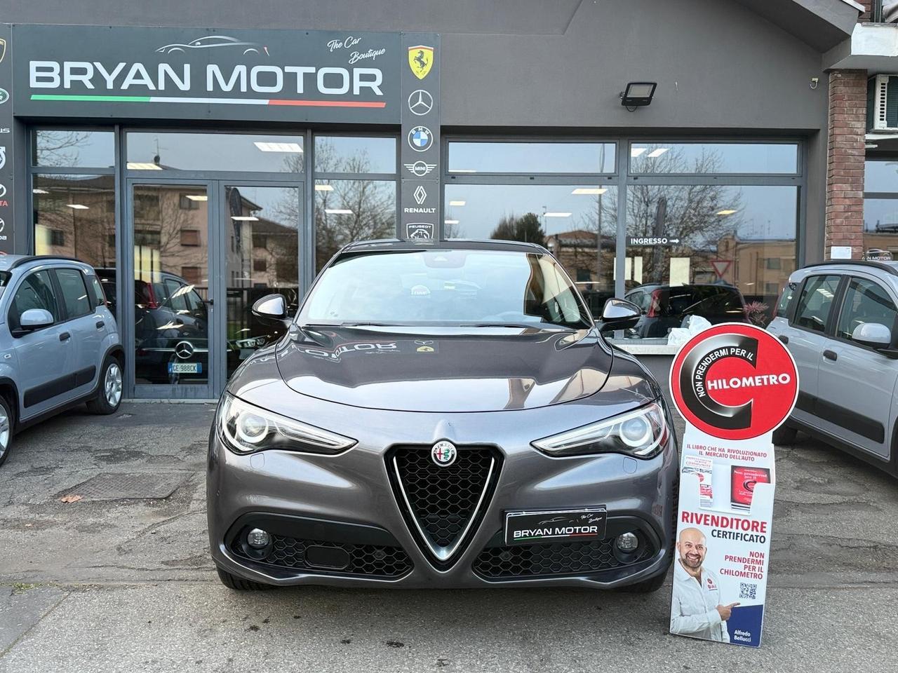 Alfa Romeo Stelvio 2.2 Turbodiesel 160 CV AT8 RWD Super Business