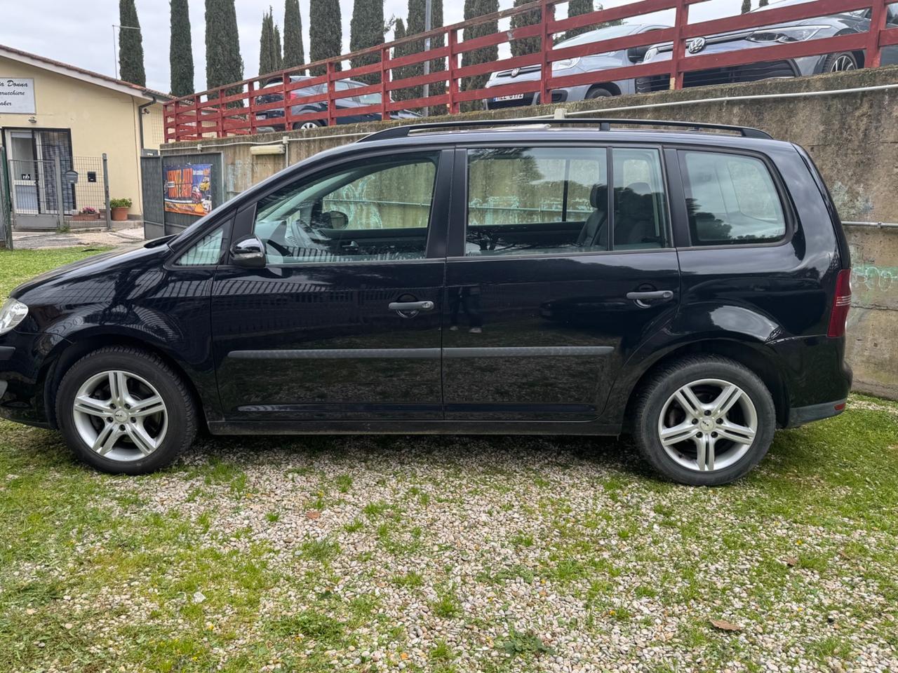 Volkswagen Touran 1.4 16V TSI 150CV Trendline Ecofuel