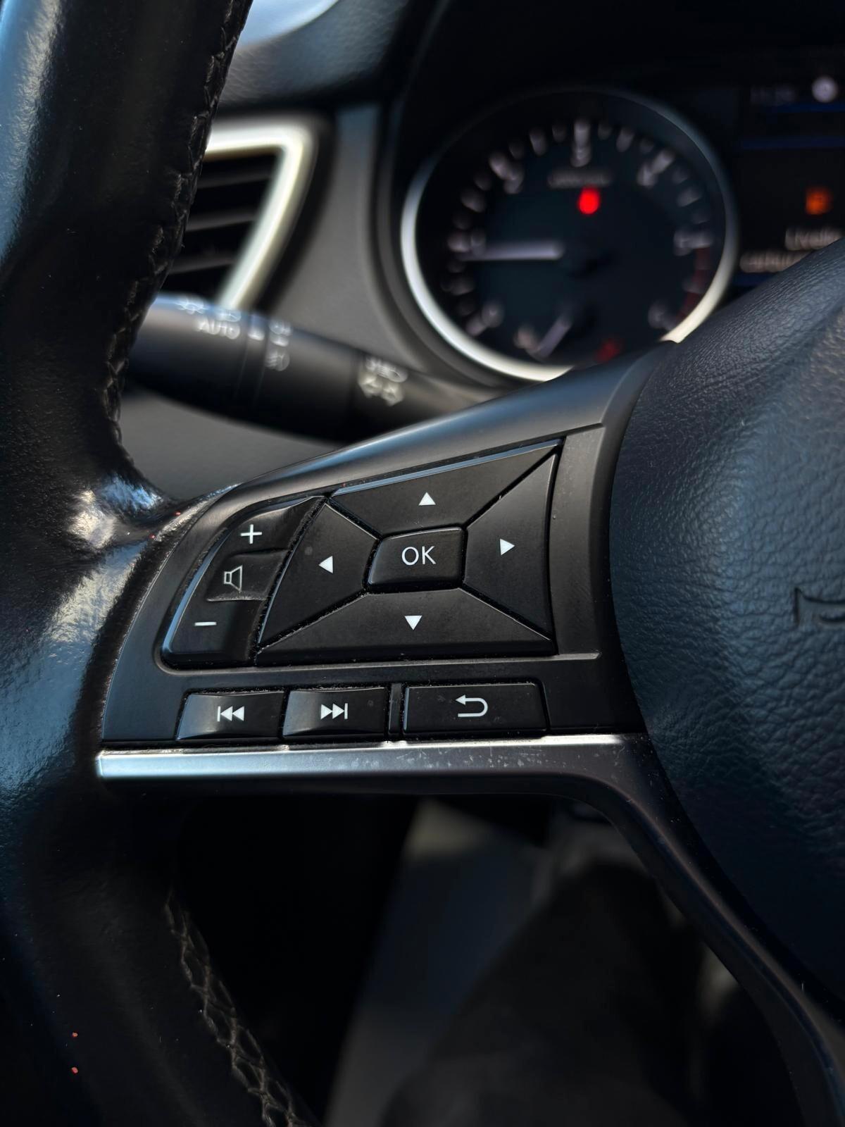 Nissan Qashqai 1.5 dCi 115 CV Business Black Friday