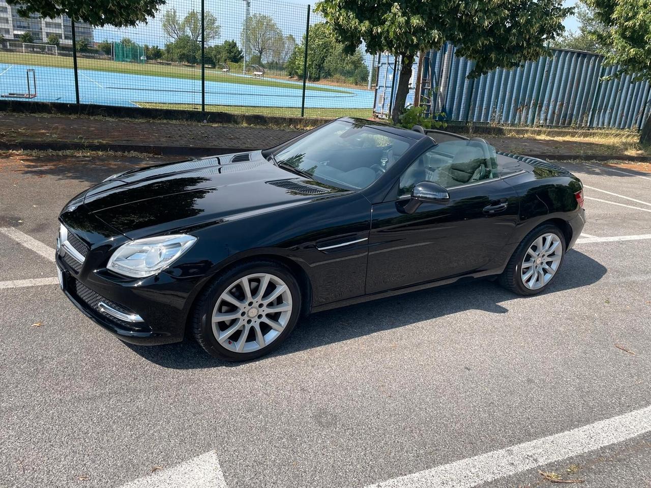 Mercedes-benz SLK 200 CGI Premium