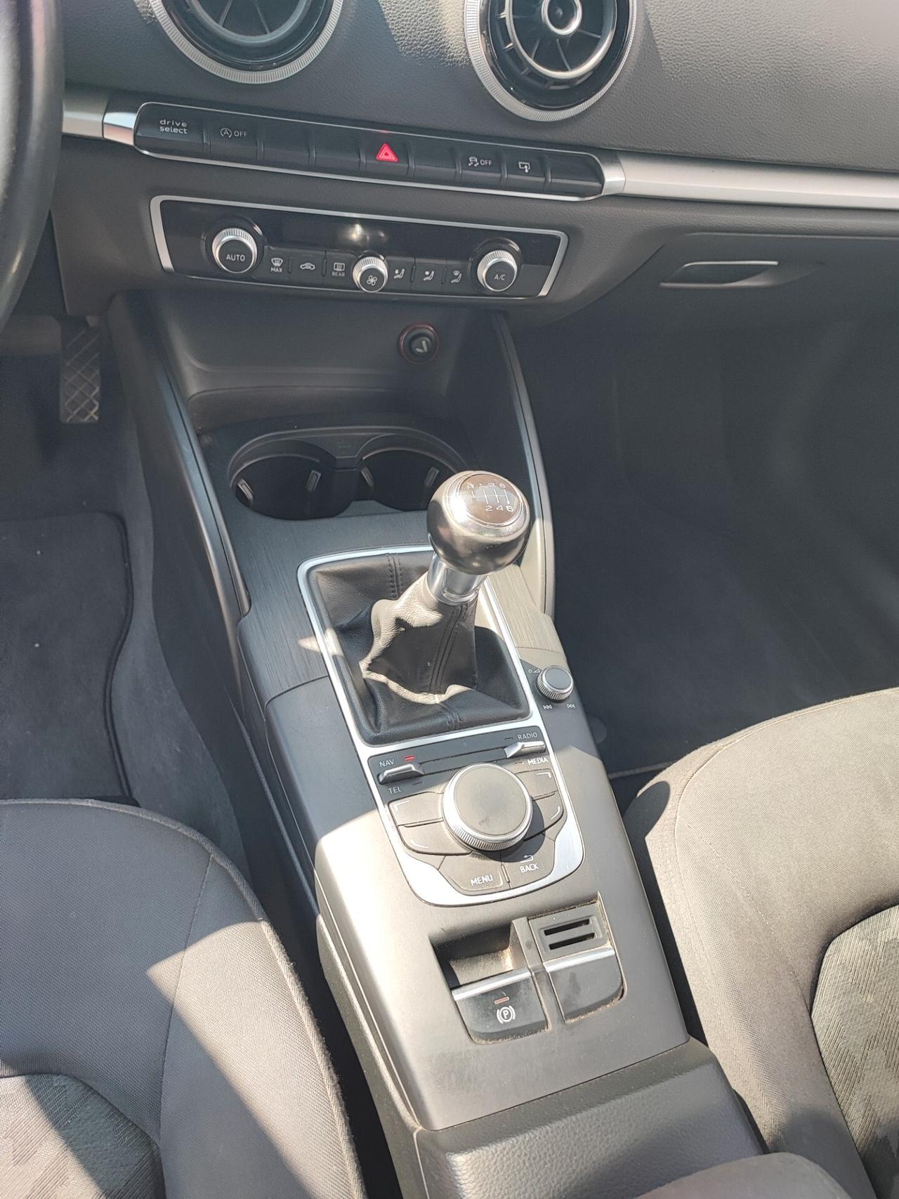 Audi A3 1.6 TDI clean diesel Ambition