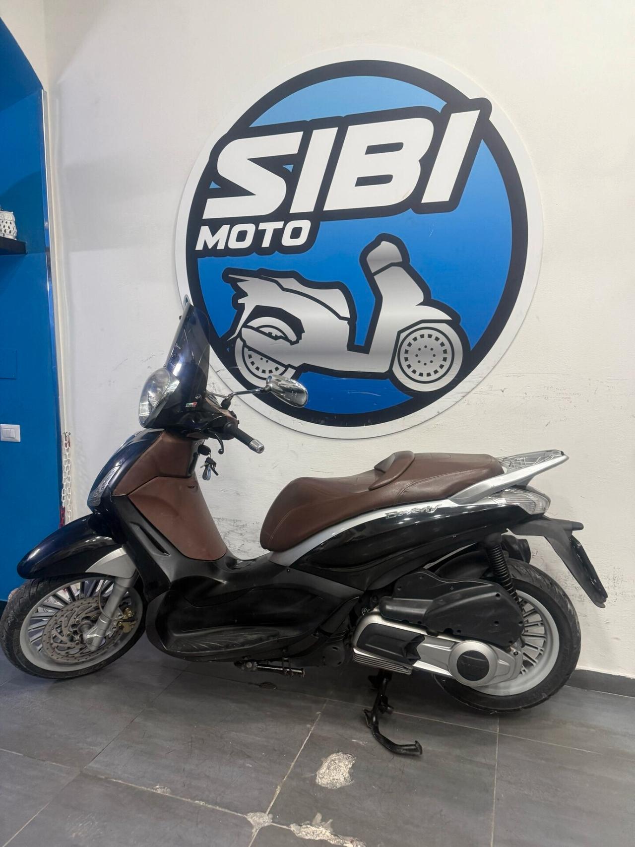 Piaggio Beverly 300 LED