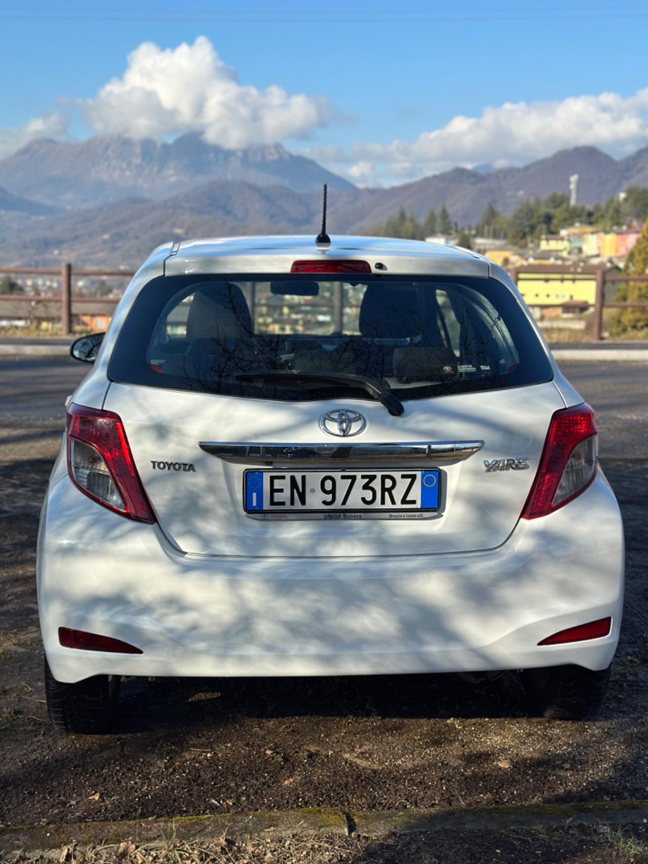 Toyota Yaris 1.0 5 porte Lounge