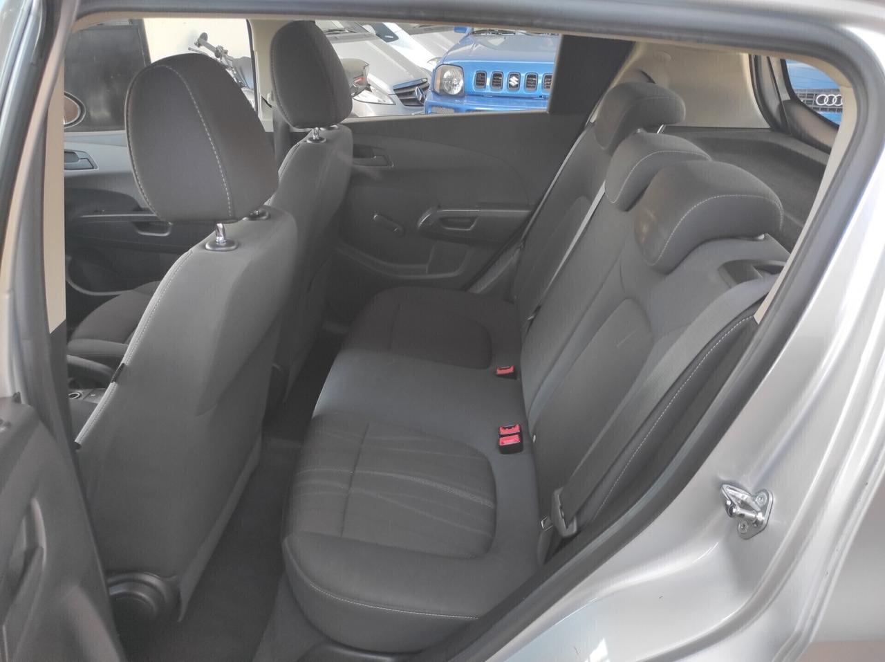Chevrolet Aveo 1.2 86CV 5 porte LTZ NEOPATENTATI