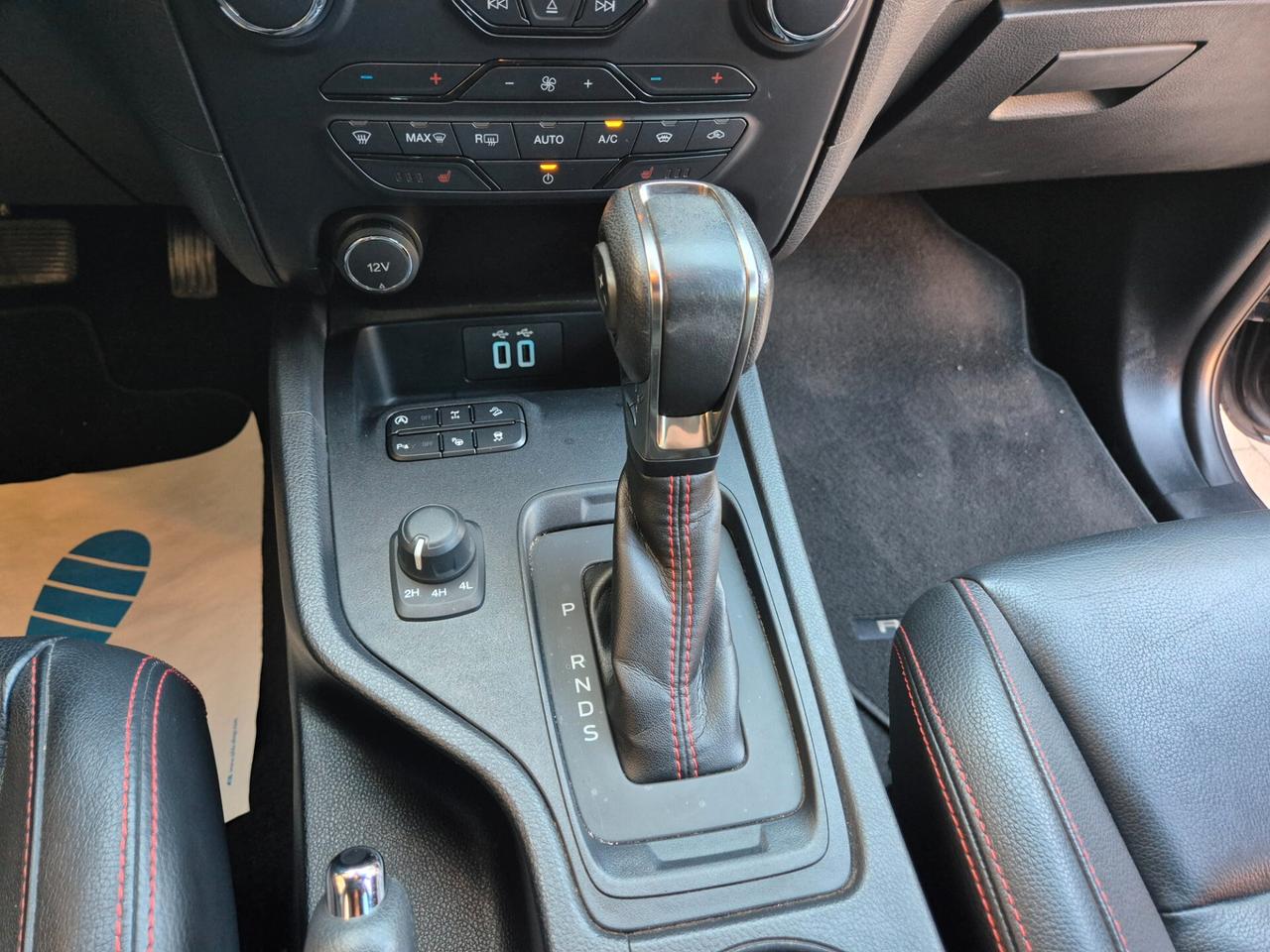Ford Ranger Thunder 2.0 Tdci Biturbo 213cv