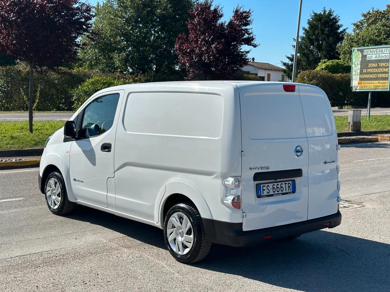 Nissan Evalia EV 2.Zero