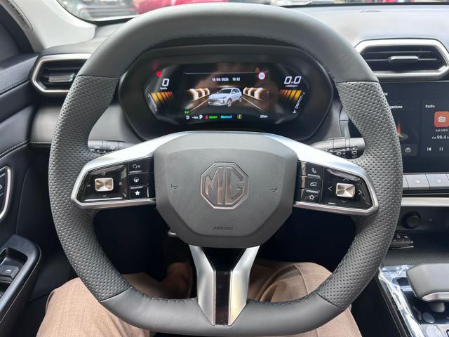 MG ZS 1.5 Hybrid+ Luxury-P.Consegna