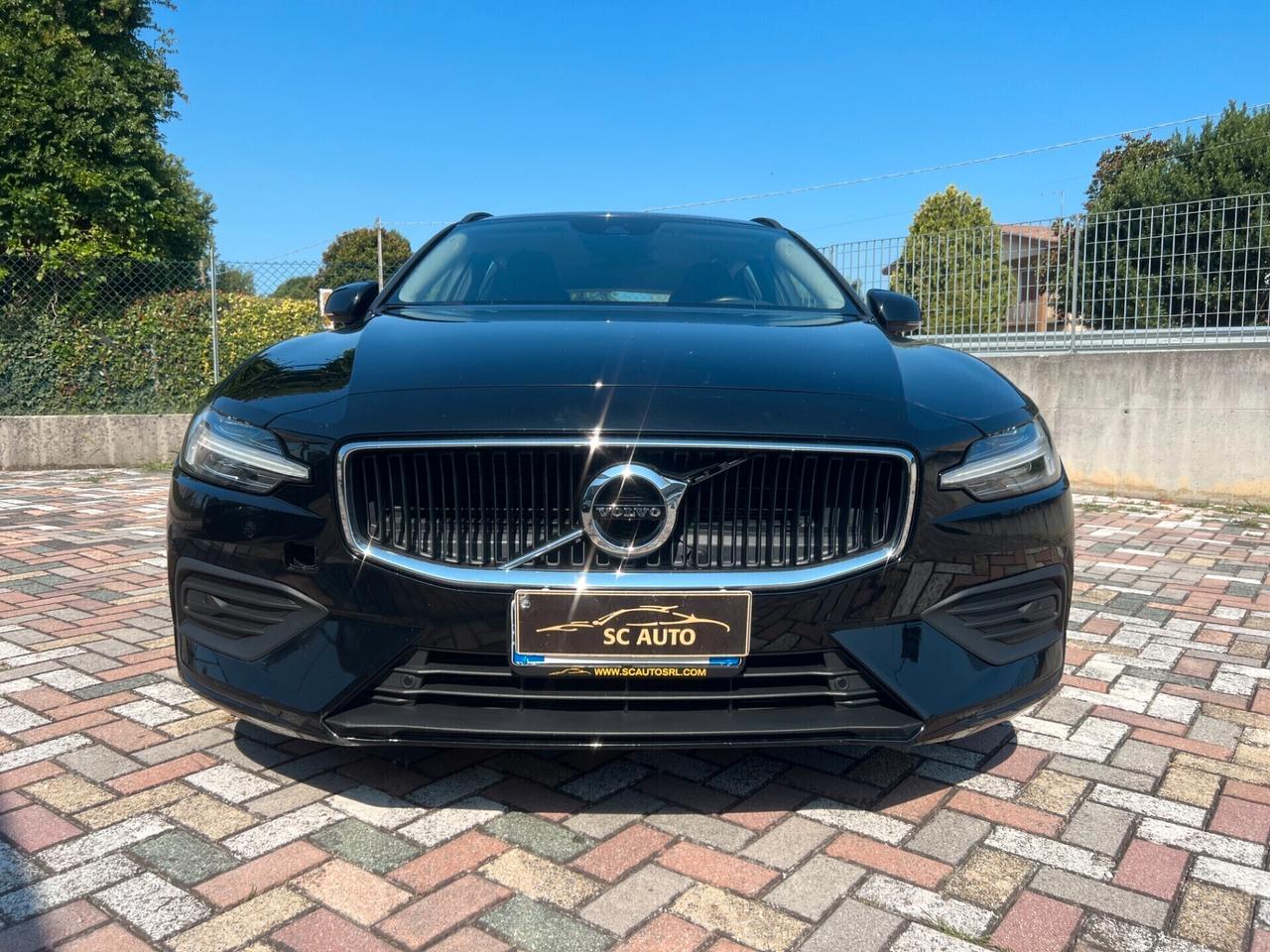 Volvo V60 B4 (d) Geartronic Momentum Business PREZZO CON FINANZIAMENTO