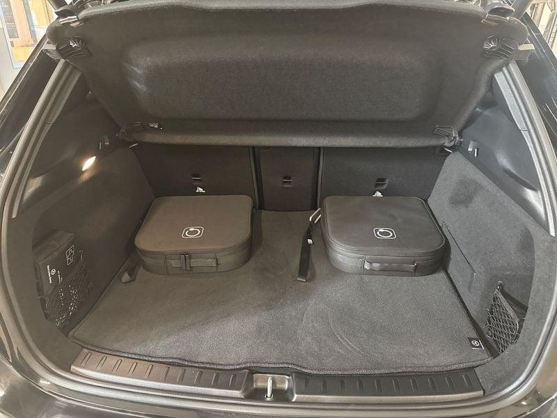 Mercedes-Benz EQA 300 AMG Line Advanced 4matic KM0