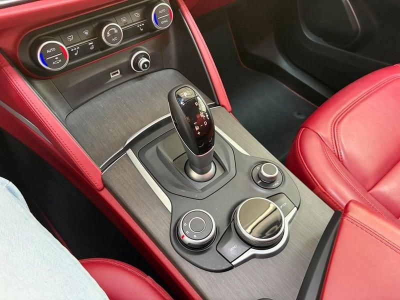 Alfa Romeo Stelvio 2.0 Turbo Benzina 280CV AT8 Q4 Executive