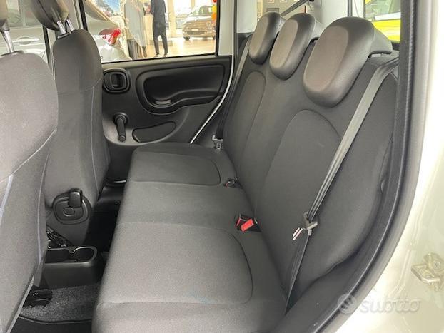 FIAT Panda My24 1.0 70cv Hybrid Panda N70596