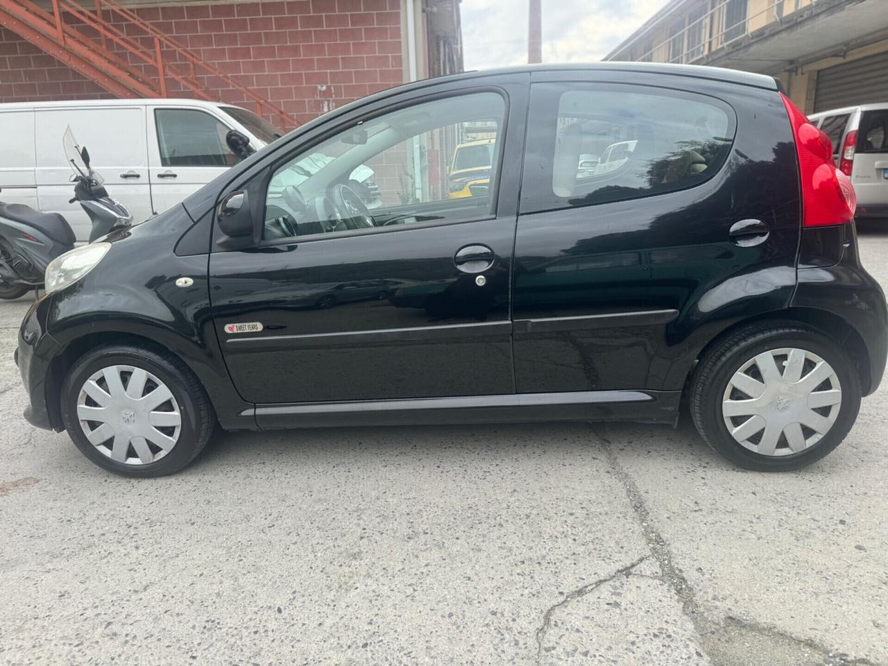 Peugeot 107 1.0 68CV 5p. 2Tronic automatica 2007