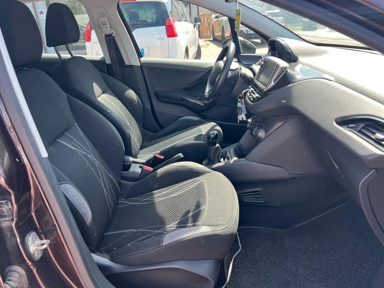 Peugeot 208 1.4 HDi 68 CV 5 porte Active