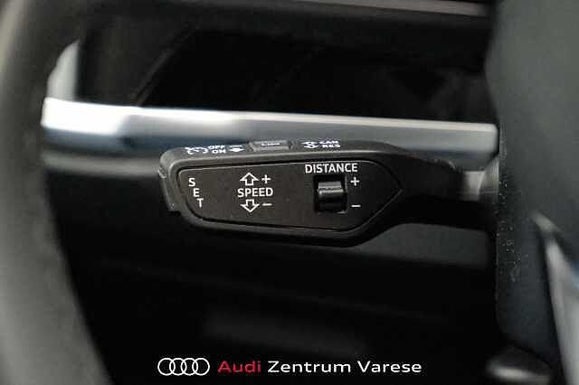 Audi Q3 45 TFSI-E 245CV Stronic Business
