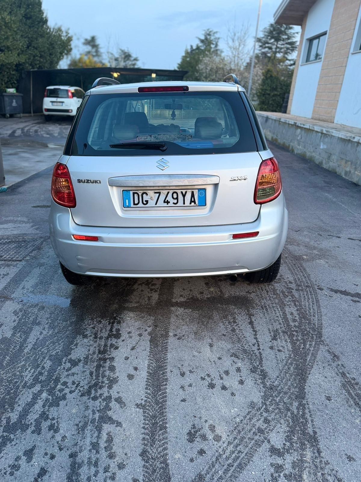 Suzuki SX4 1.6 DDiS 16V Urban Line