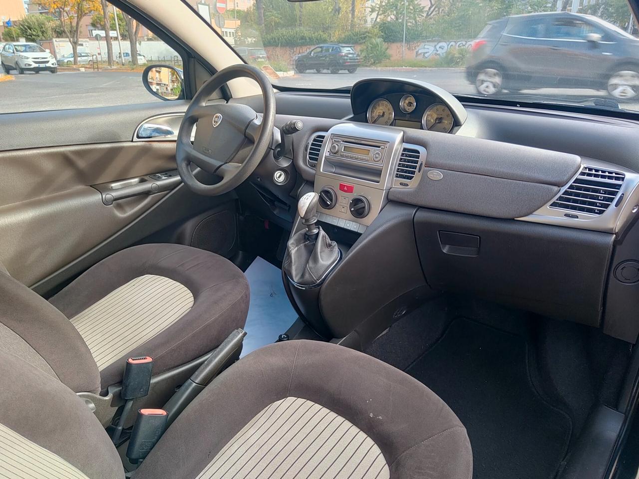 Lancia Ypsilon 1.2 Oro