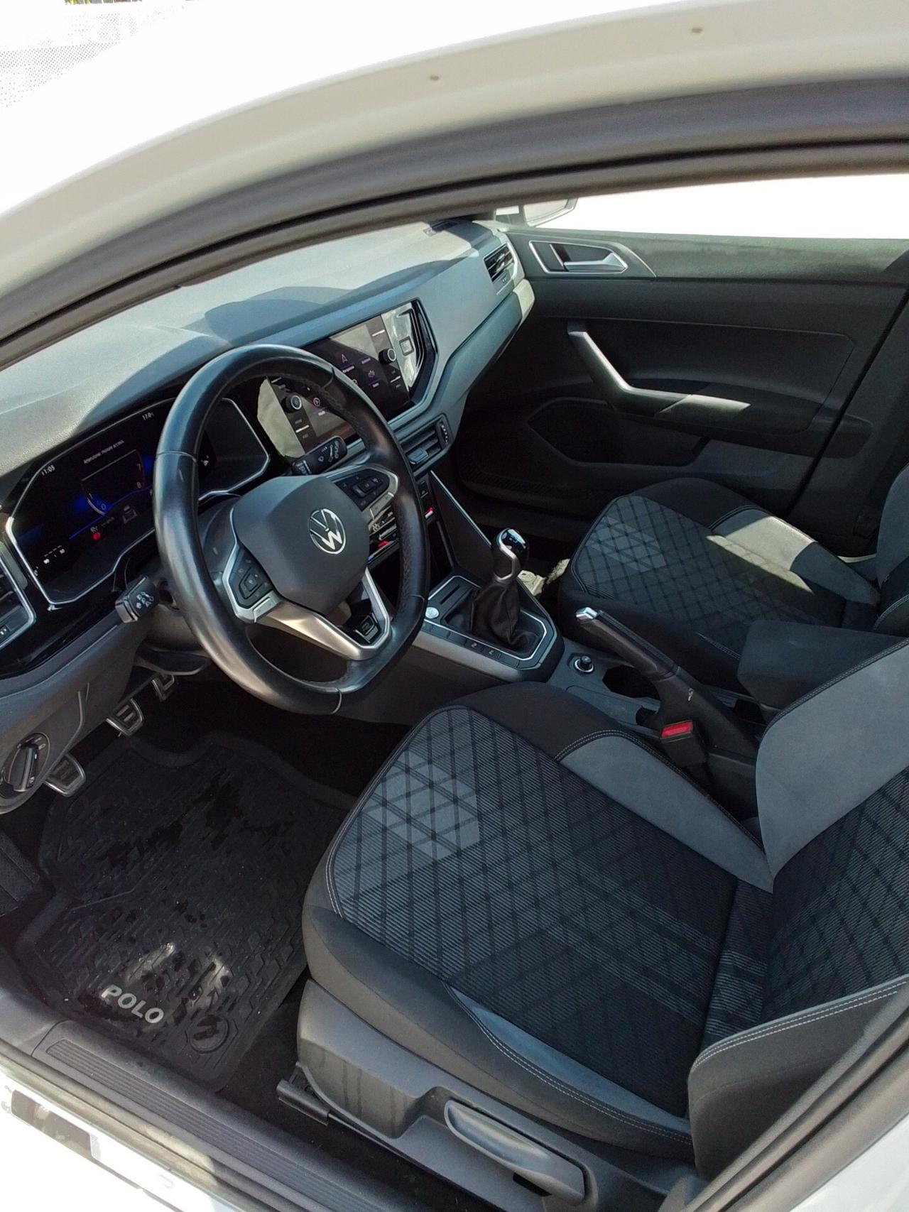 Volkswagen Polo 1.0 TSI R-Line