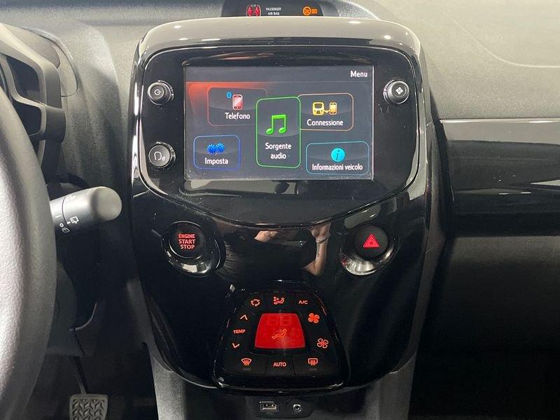 Toyota Aygo Aygo 5p 1.0 x-clusiv 72cv