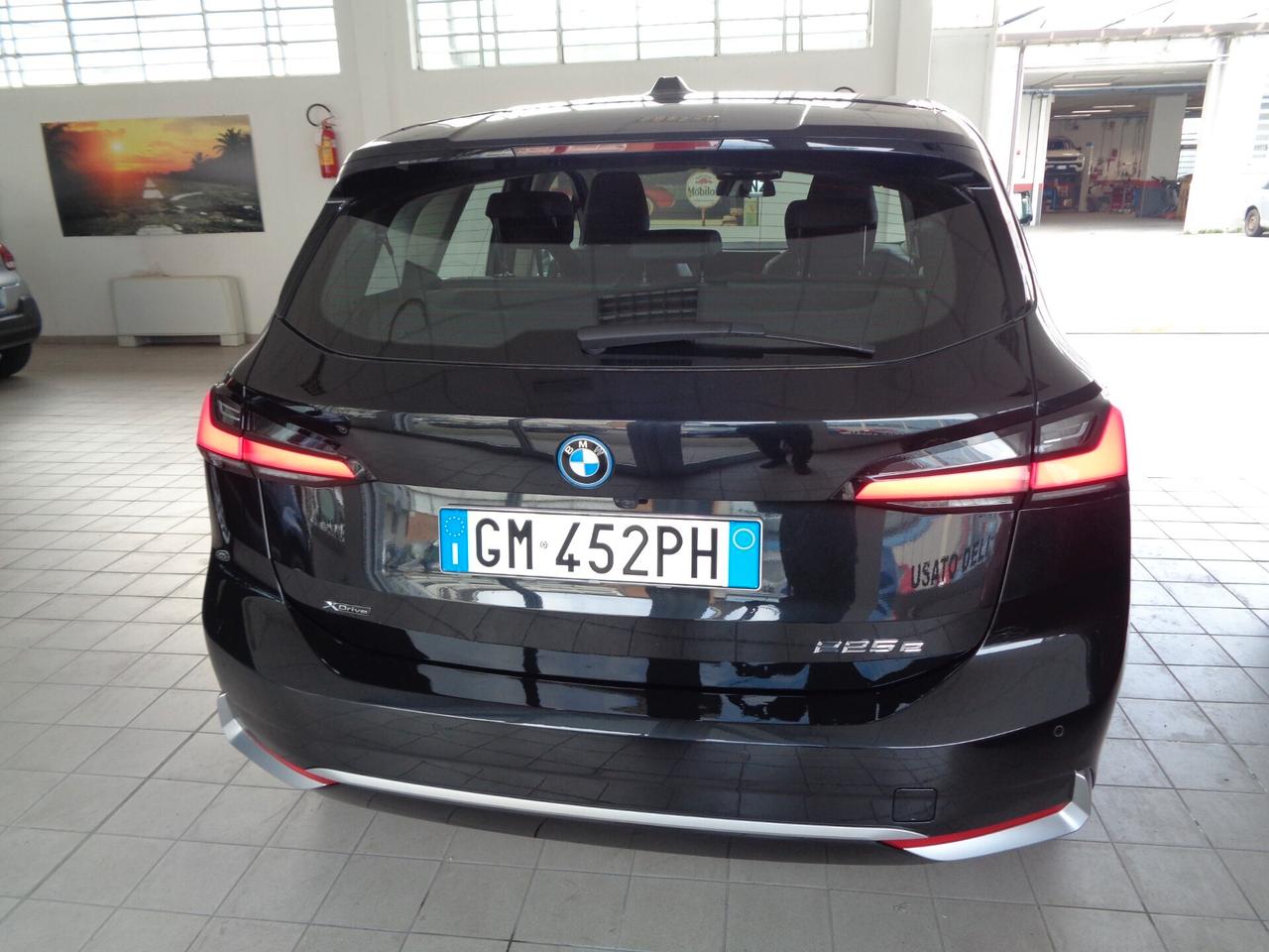 Bmw 2er Active Tourer 225e xDrive LUXURY