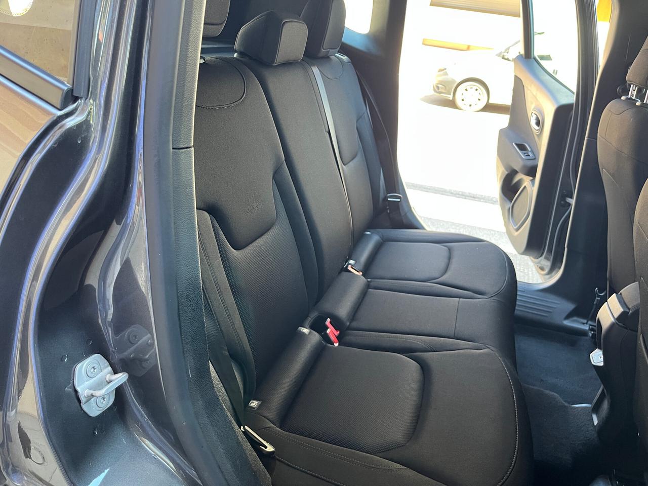 Jeep Renegade 1.6 Mjt 130 CV Longitude